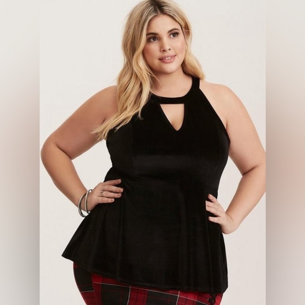 Torrid Black Velvet Peplum Keyhole Top Size 1X Plus Size Holiday Party